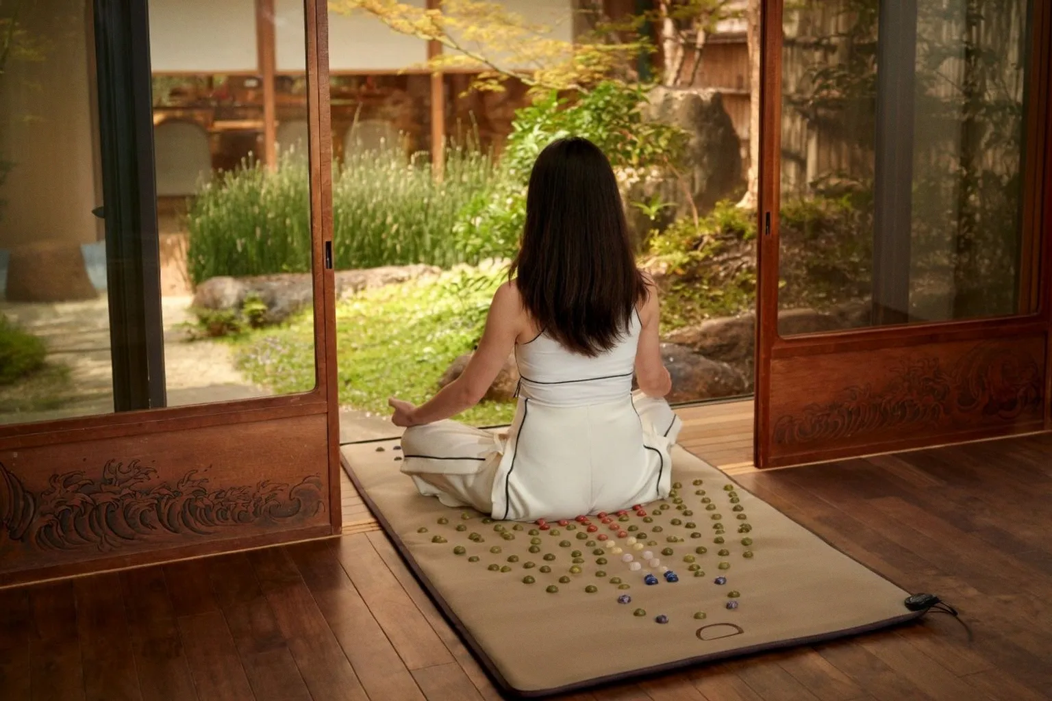 GemZen : le tapis chauffant aux 190 pierres pour une reconnexion holistique